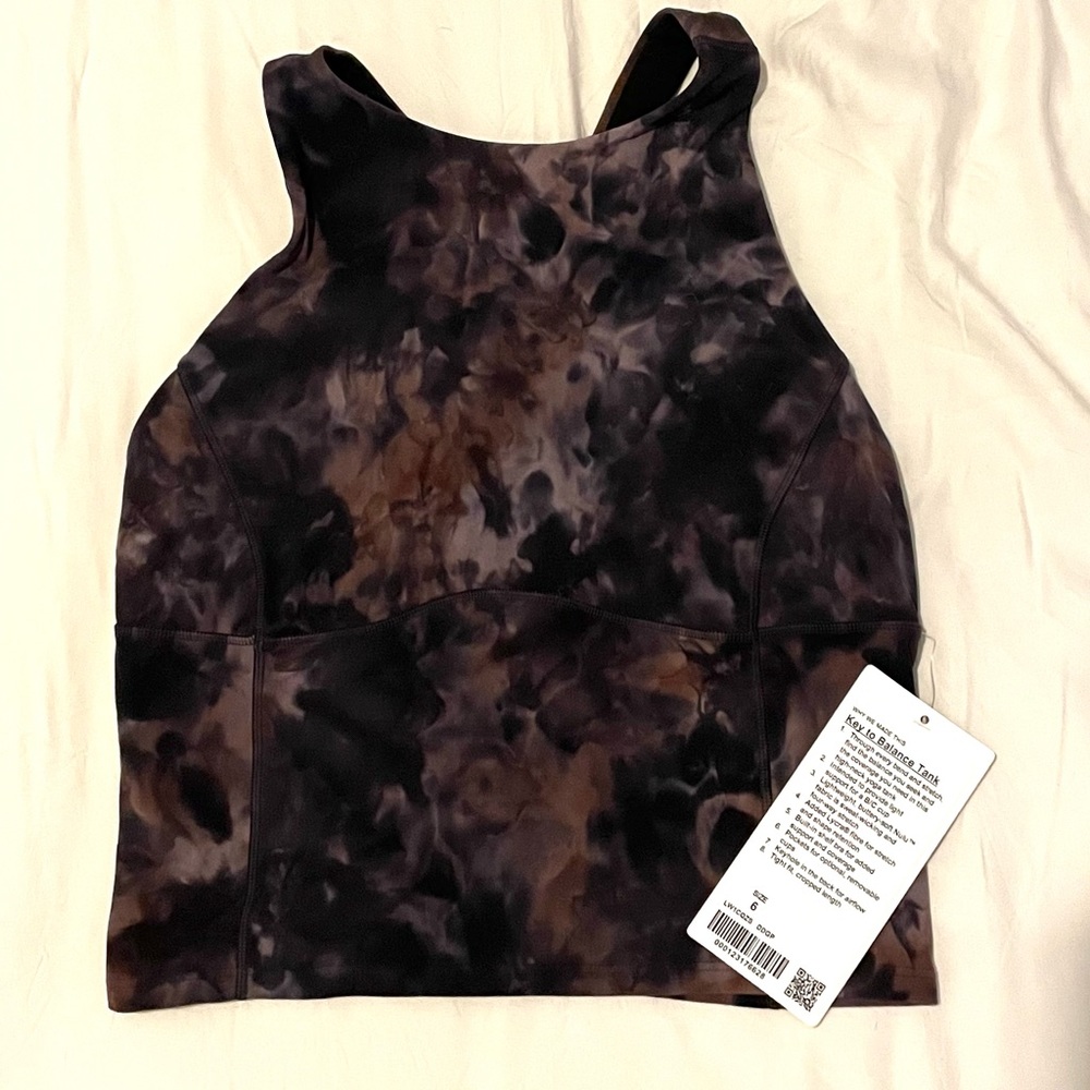 NWT Lululemon Key to Balance Tank